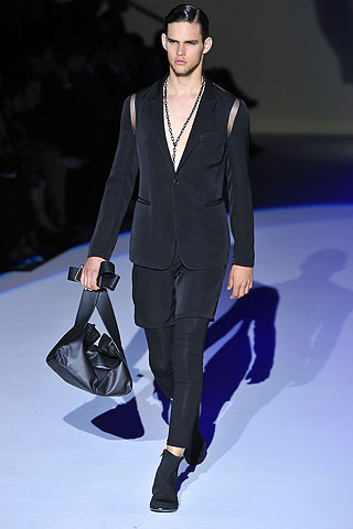 Emporio Armani / - 2011